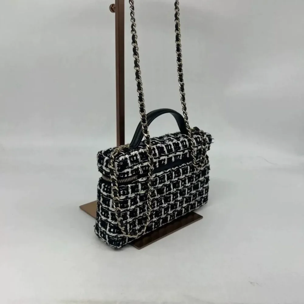 Chanel Women Pre-Loved Bag Very Good Condition